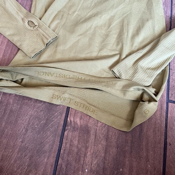 Lululemon Swiftly Tech Long Sleeve Crew Grape Leaf Size 6 - Picture 3 of 4